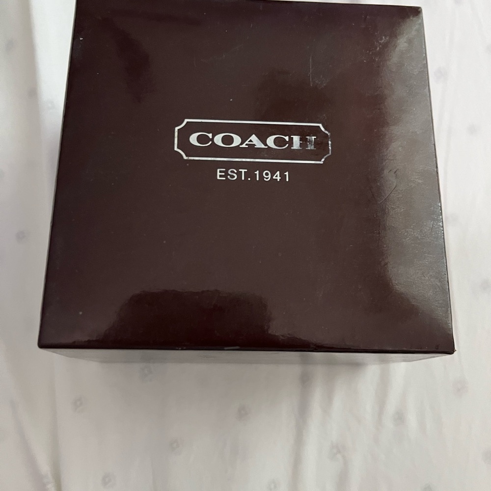 COACH Ladies Silver Watch - EUC - Picture 12 of 13
